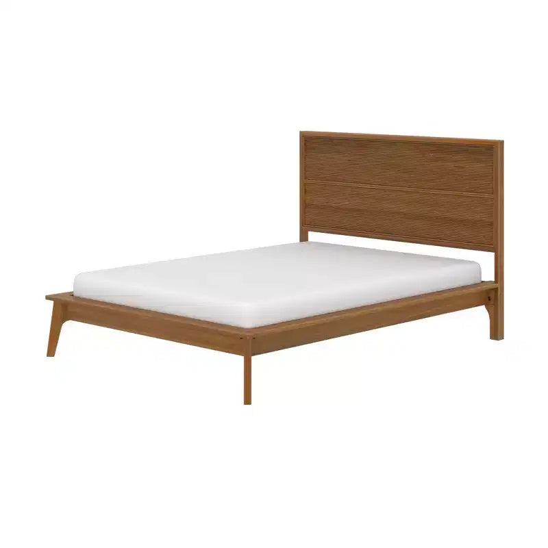 Struttura letto moderna in stile medievale